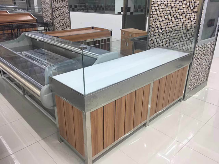 柘城縣佰崗鎮王樓寨喜迎門購物廣場商超貨架案例